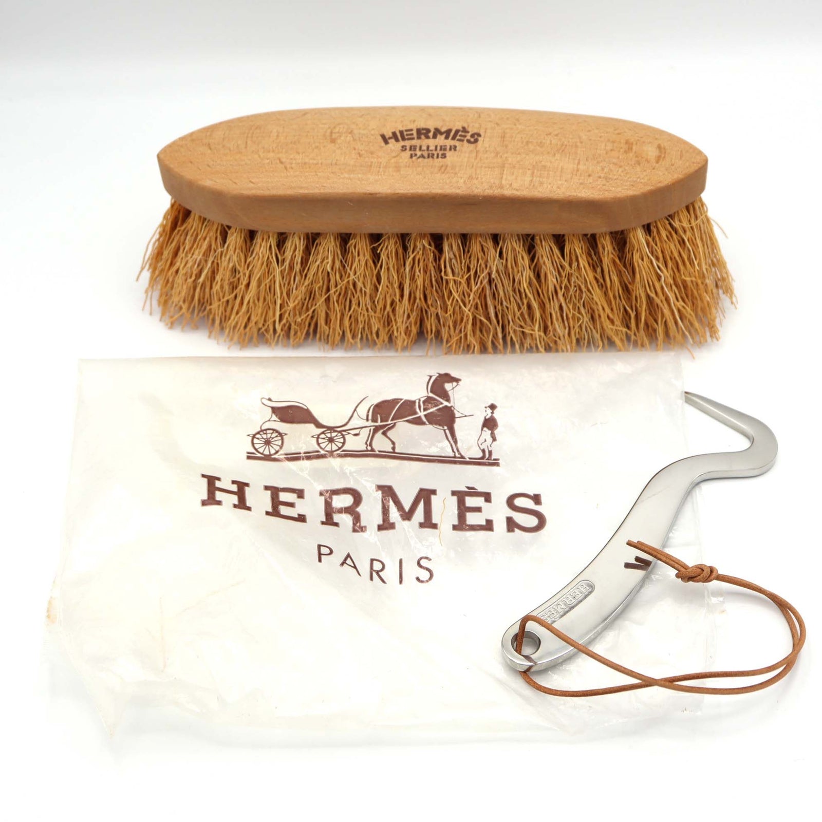 【エルメス】ホースブラシ　馬鉄掃除用具　セット HERMES エルメス ブラシ 鉄爪 てっぴ 馬具 フーフピック 蹄鉄掃除用具