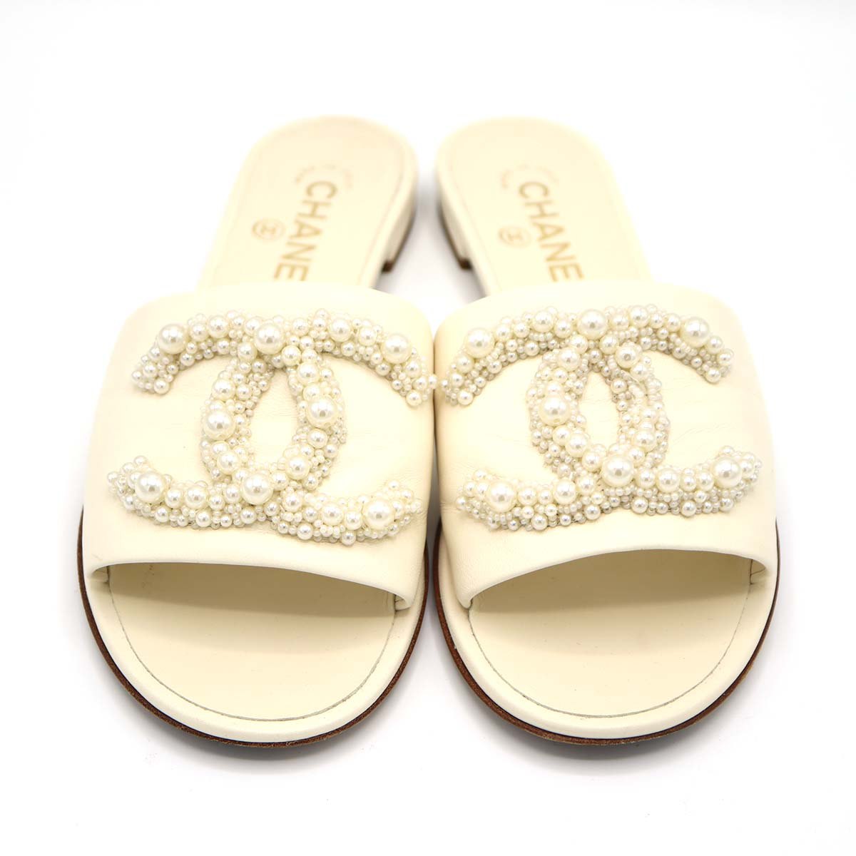 シャネル　スリッパ　サンダル　パール CHANEL シャネル フェイクパール フラット スリッパ サンダル ミュール