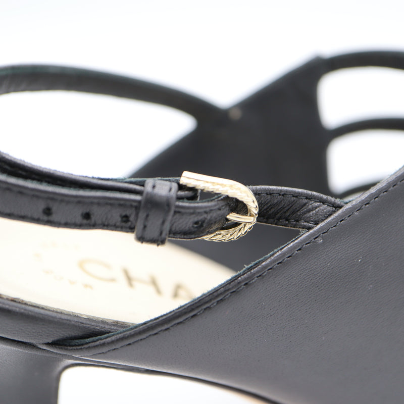 CHANEL サンダル ココマーク デカココ 35 1/2 CHANEL サンダル ココマーク デカココ 35 1/2