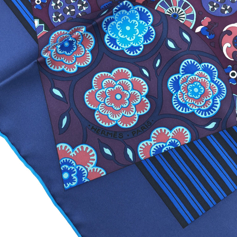 HERMES エルメス スカーフ カレ90 a honore シルク100％ ブルー系 紫系 ok705