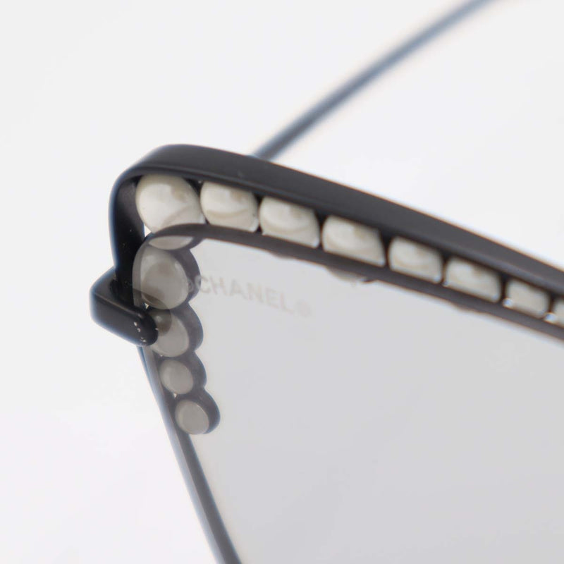 CHANEL シャネル フェイクパール サングラス 4235-H c.101/87 スクエア 度なし ケース有 25k639-1