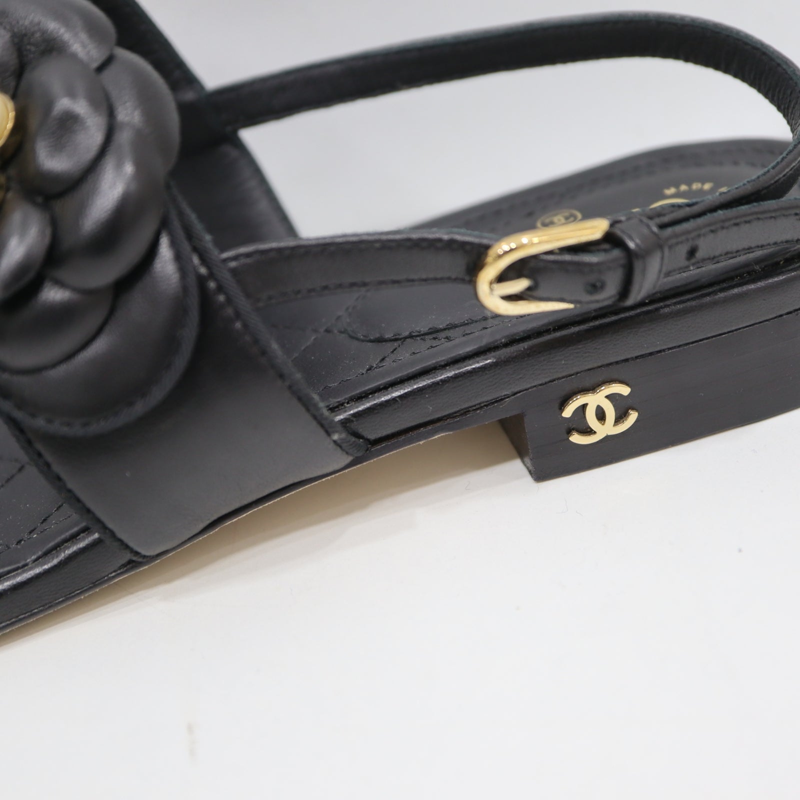 シャネル　サンダル　38サイズ CHANEL シャネル サンダル G31666 カメリア サイズ38 約25cm