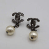 CHANEL シャネル ピアス ココマーク フェイクパール 10A ガンメタルカラー 5.1g アクセサリー H24310