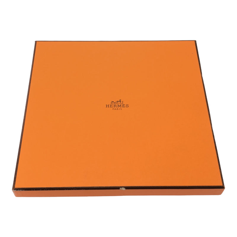 HERMES エルメス カレ90 スカーフ LES CLES 鍵柄 シルク100% レッド色 箱有 H17445