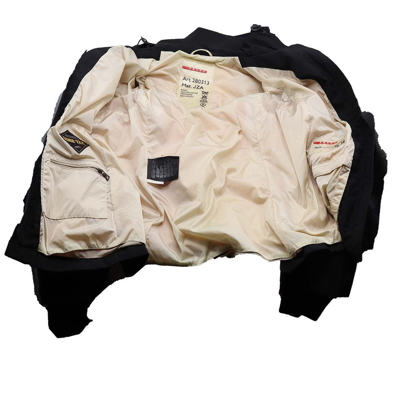 PRADA プラダ ジャケット サイズ38 ゴアテックス アウター ブラック レディース 服 M4240