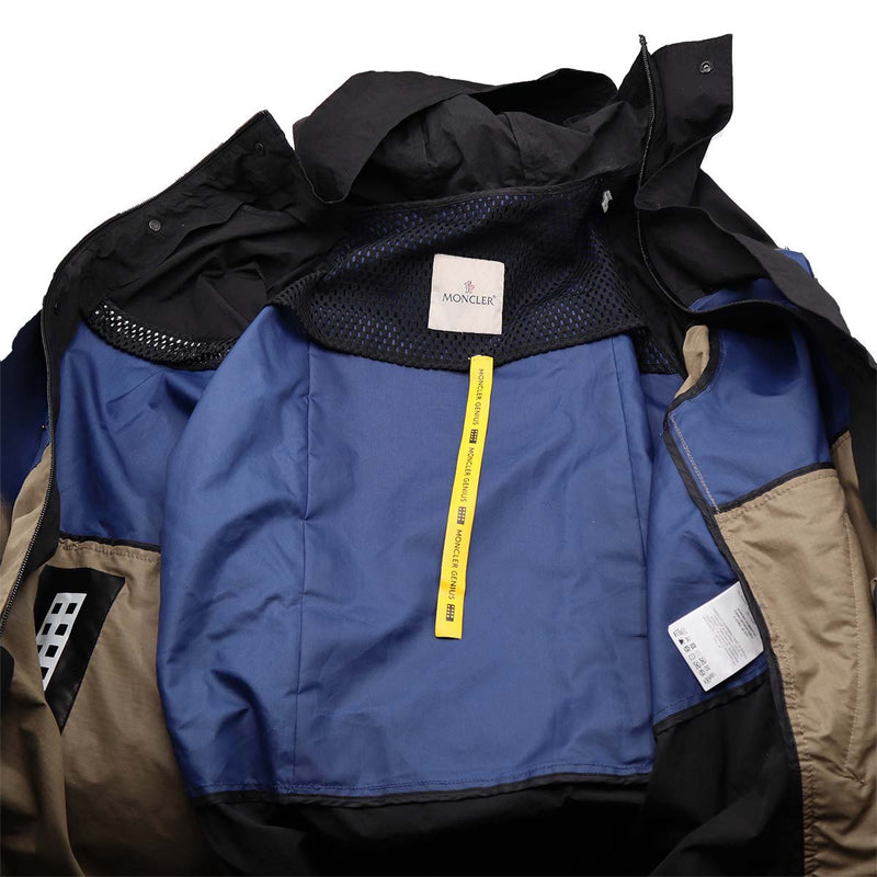 MONCLER モンクレール マウンテンパーカー F209U1B70010 サイズ3 ブラック ブルー アウター メンズ 服 24s409-1