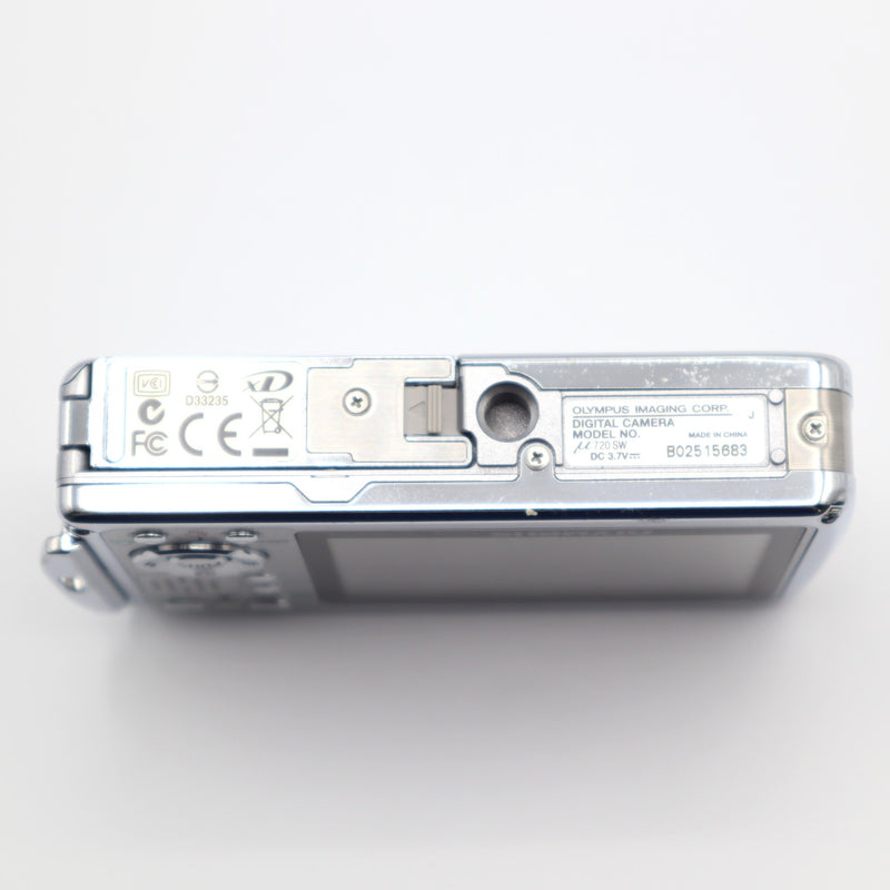 OLYMPUS オリンパス デジタルカメラ μ720SW デジカメ シルバーカラー 動作確認済 H16010-2