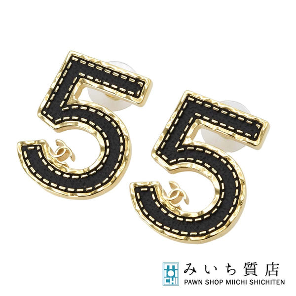 CHANEL シャネル ピアス No.5 ナンバーファイブ B23S ココマーク 黒/ゴールドカラー 箱あり 25k628-1