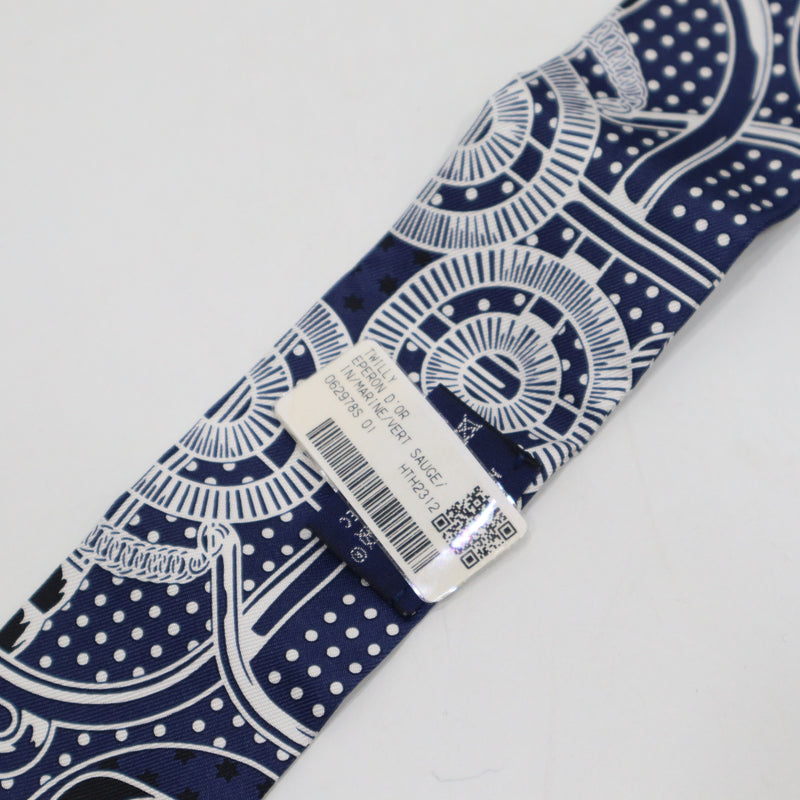 未使用 HERMES エルメス ツイリー Eperon d'Or Cut エプロンドール バンダナ シルク100 ネイビー 箱有 25s179-8