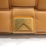 BOTTEGA VENETA ボッテガヴェネタ ショルダーバッグ パデッド カセット 717506 vcqr1 2593 クロスボディバッグ 袋あり H15421