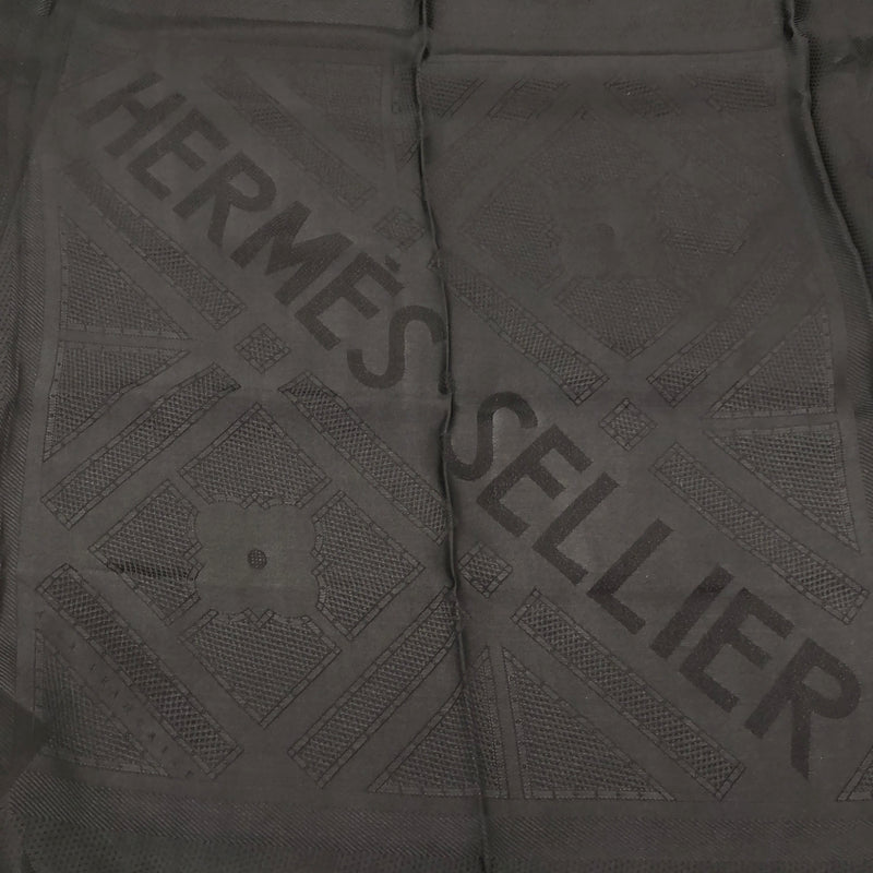 HERMES エルメス スカーフ カレ90 ジャカード セリエ シルク100％ ブラック 服飾小物 箱有 M4072