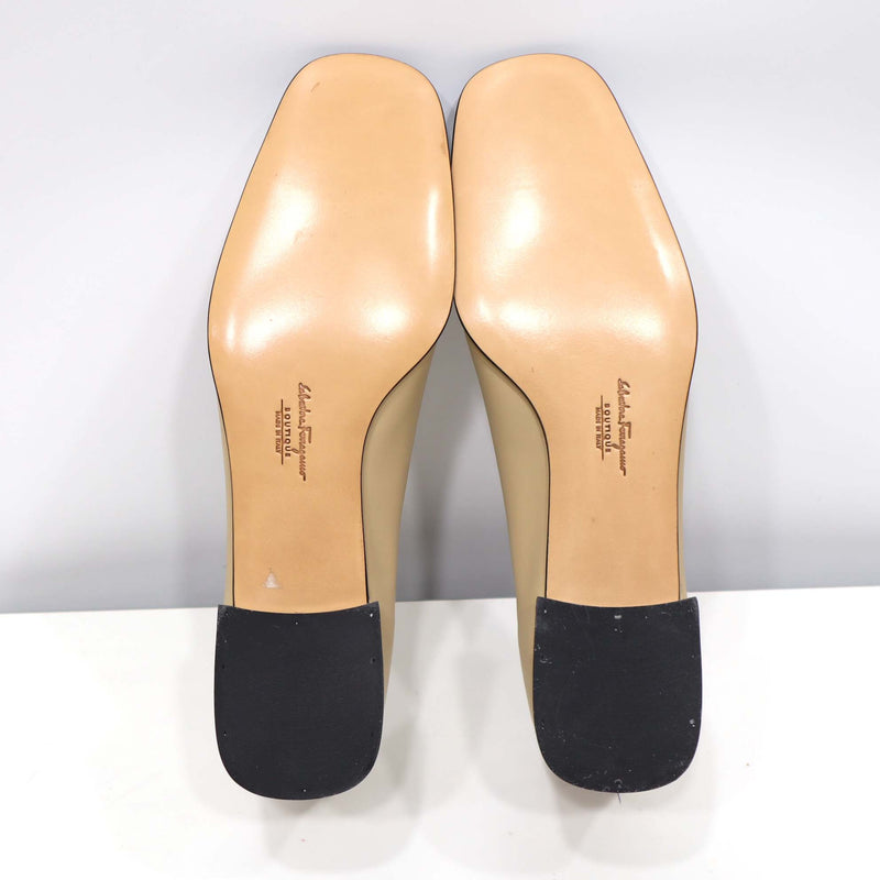 未使用 Salvatore Ferragamo フェラガモ パンプス ベージュ ブラック レディース 靴 箱有 yo187