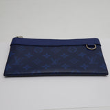 LOUIS VUITTON ルイヴィトン LV M30278 タイガ ポシェット ディスカバリー PM タイガラマ コバルト 青 ブルー 26k697-2