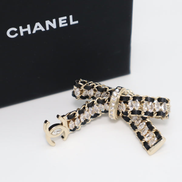 CHANEL シャネル リボン ココマーク ピンブローチ ラインストーン k881