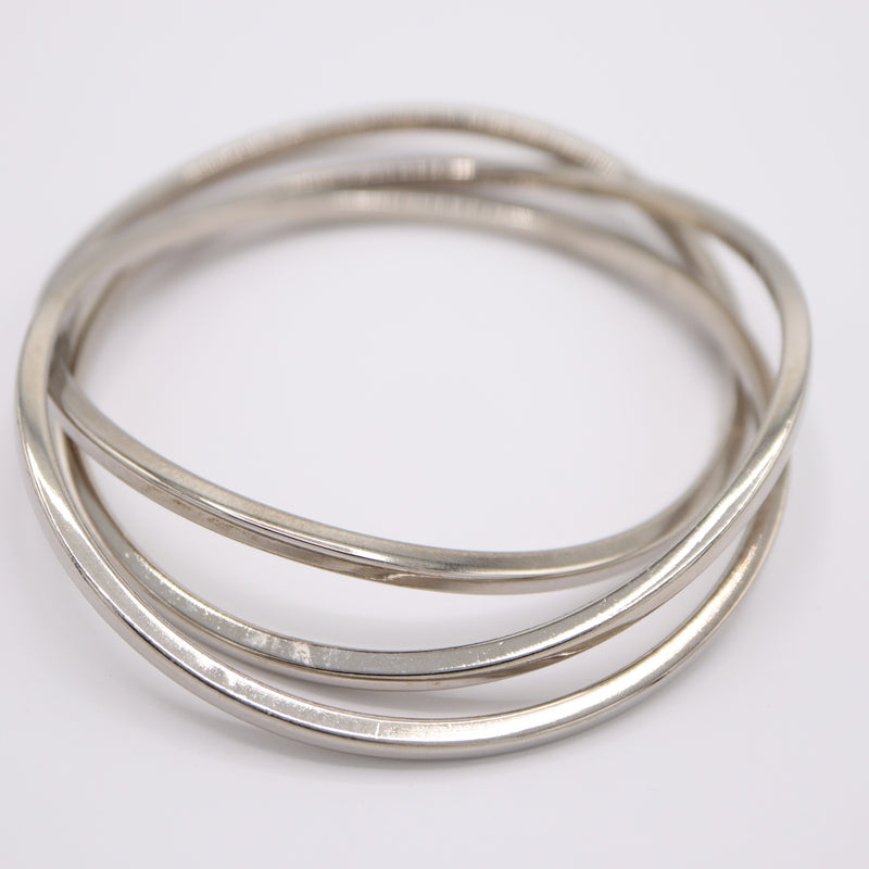 Salvatore Ferragamo サルヴァトーレフェラガモ 3連 バングル ブレスレット シルバーカラー アクセサリー レディース 箱有 ok1290