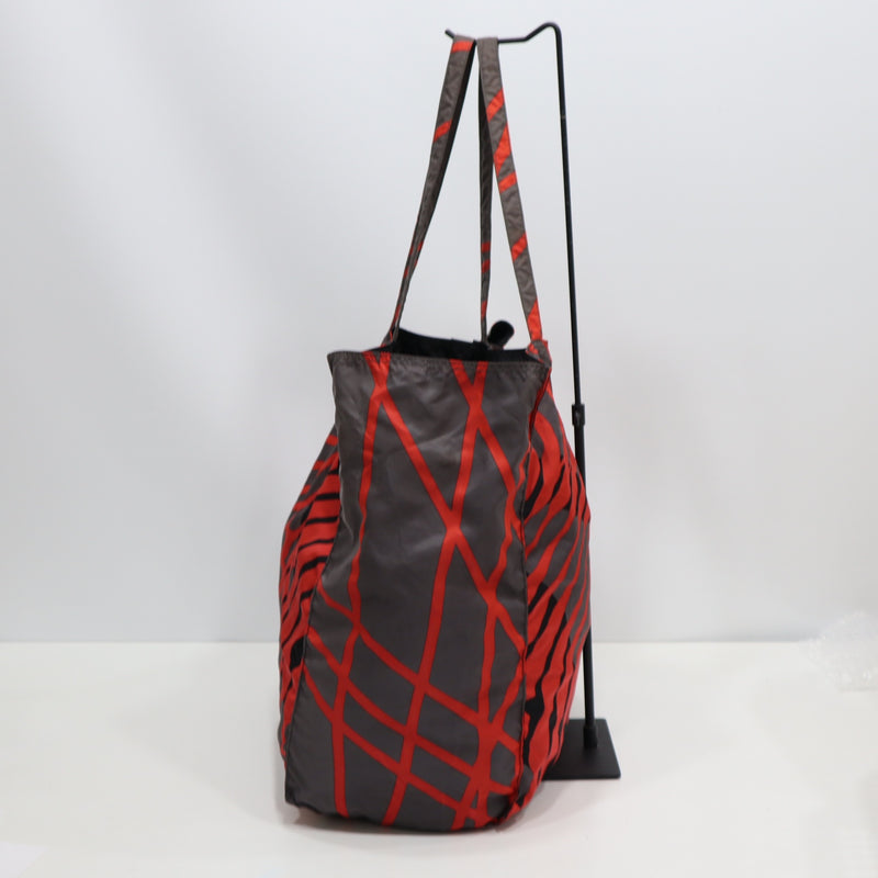 PRADA プラダ トートバッグ ナイロン 総柄 三角ロゴ レッド グレー 鞄 H18173