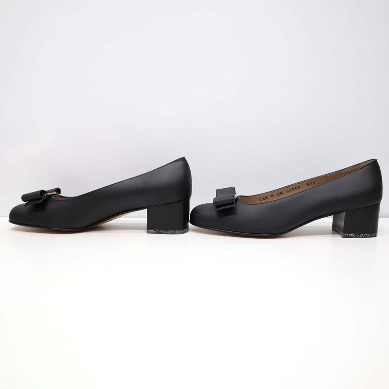 Salvatore Ferragamo フェラガモ パンプス 5 1/2C 22.5cm ヴァラリボン ブラック レディース 靴 箱有 H1455