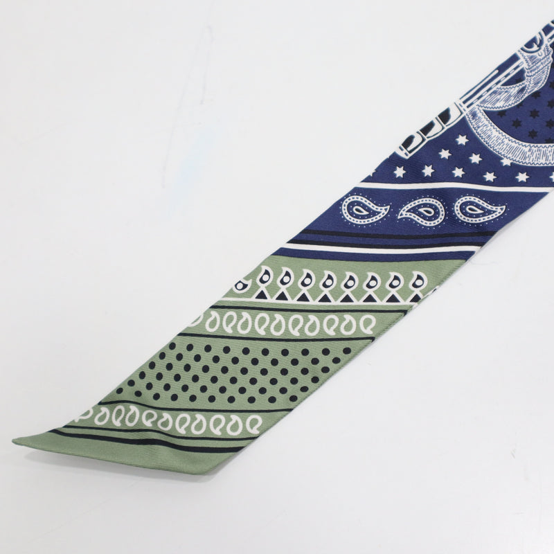 未使用 HERMES エルメス ツイリー Eperon d'Or Cut エプロンドール バンダナ シルク100 ネイビー 箱有 25s179-8