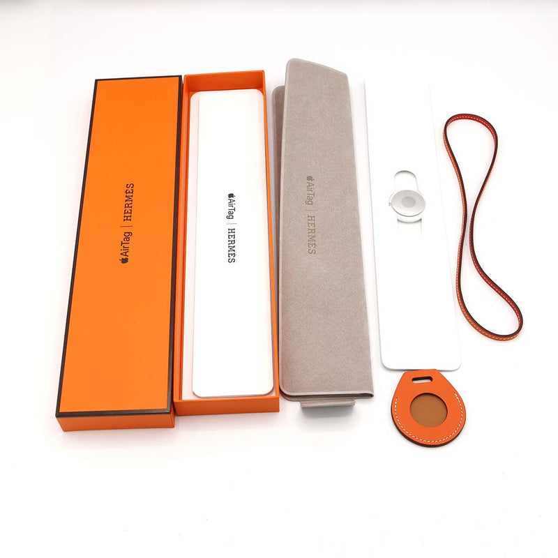 未使用 HERMES エルメス Apple AirTag エアタグ Z刻印 レザー