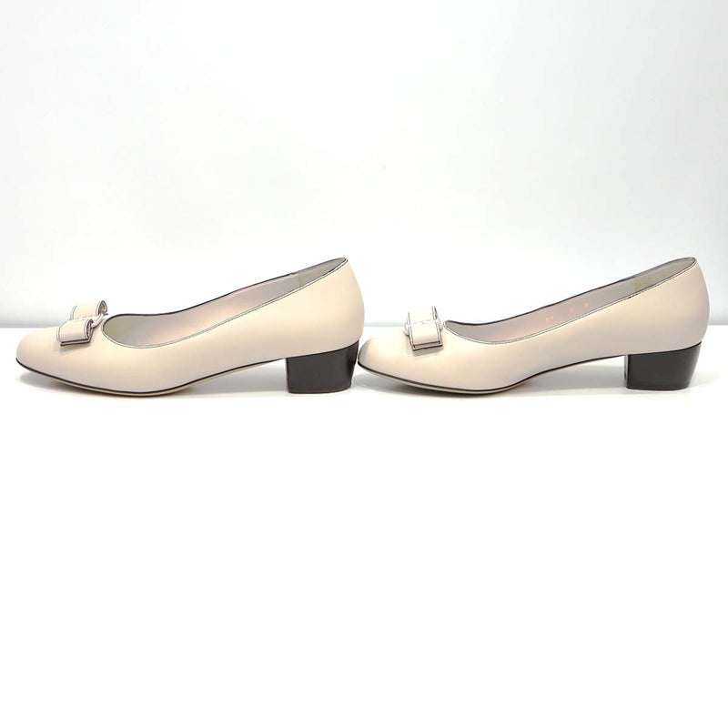Salvatore Ferragamo フェラガモ ヴァラリボン パンプス フラットシューズ 01A838 740837 靴 サイズ8 D 25.5cm 箱有 H12688-9
