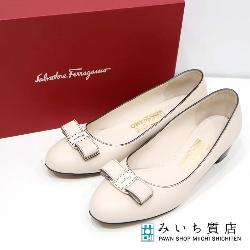 Salvatore Ferragamo フェラガモ ヴァラリボン パンプス フラットシューズ 01A838 740837 靴 サイズ8 D 25.5cm 箱有 H12688-9