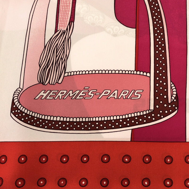 HERMES エルメス スカーフ カレ90 SELLE DE DIGNITAIRE 高官の鞍 シルク100％ ピンク 服飾小物 H17214