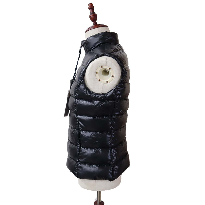 未使用 MONCLER モンクレール ダウンベスト 220934830105 サイズ3 レディース ブラック 服 M4277