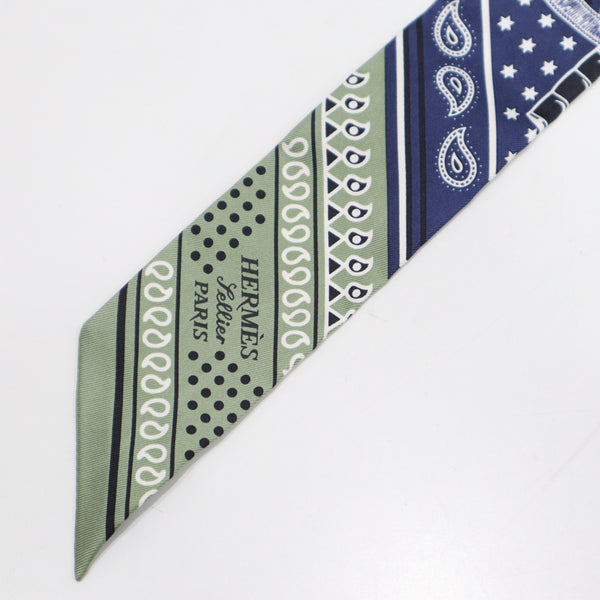 未使用 HERMES エルメス ツイリー Eperon d'Or Cut エプロンドール バンダナ シルク100 ネイビー 箱有 25s179-8