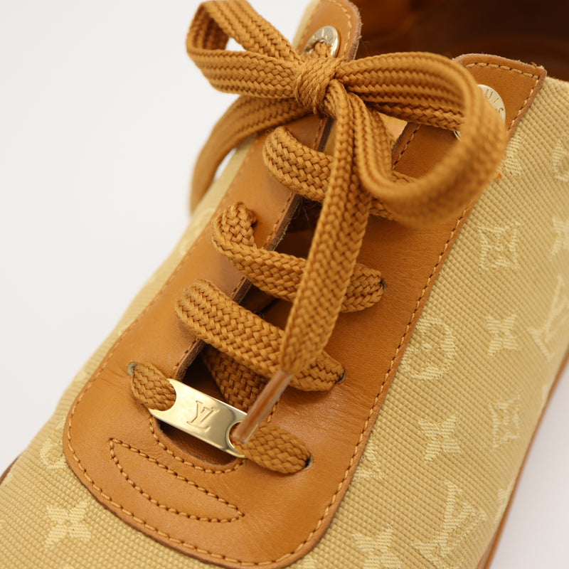 LOUIS VUITTON ルイヴィトン スニーカー モノグラム GO1014 37 1/2 靴 ブラウン系 レディース 25k355-4