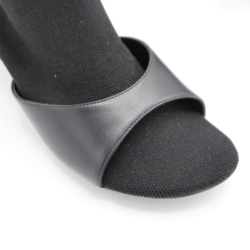 未使用品 BALENCIAGA バレンシアガ Sock booties ソックスニットミュール 722298W2LM11090 ブラック サイズ36 24㎝ 25k377-3