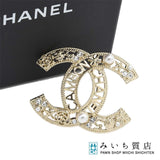 CHANEL シャネル ブローチ カンボン ラインストーン ゴールドカラー フェイクパール アクセサリー 箱有 H18918