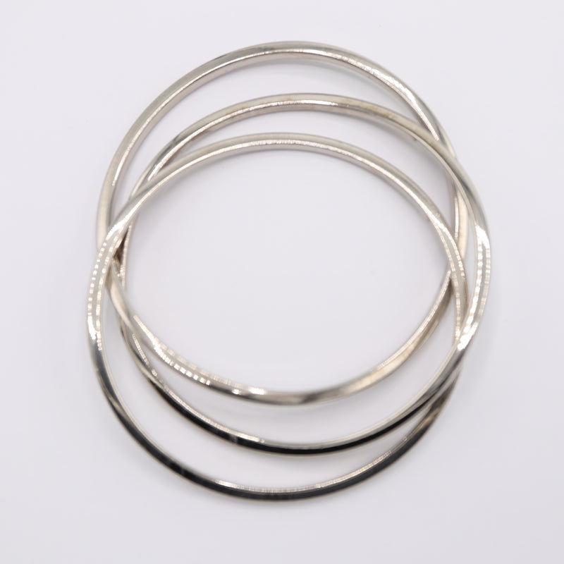 Salvatore Ferragamo サルヴァトーレフェラガモ 3連 バングル ブレスレット シルバーカラー アクセサリー レディース 箱有 ok1290