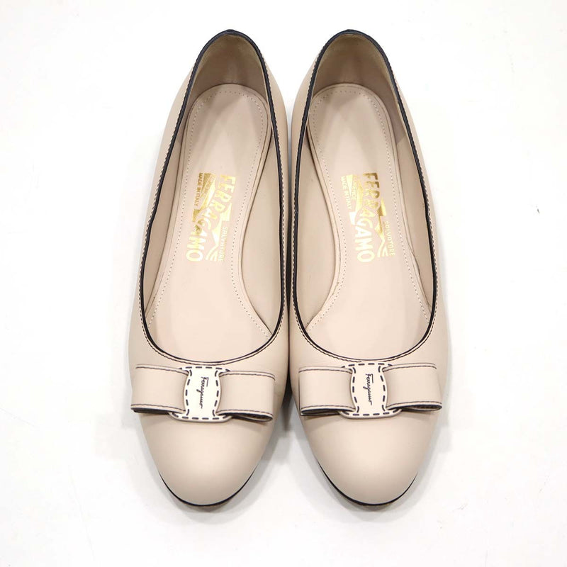 Salvatore Ferragamo フェラガモ ヴァラリボン パンプス フラットシューズ 01A838 740837 靴 サイズ8 D 25.5cm 箱有 H12688-9