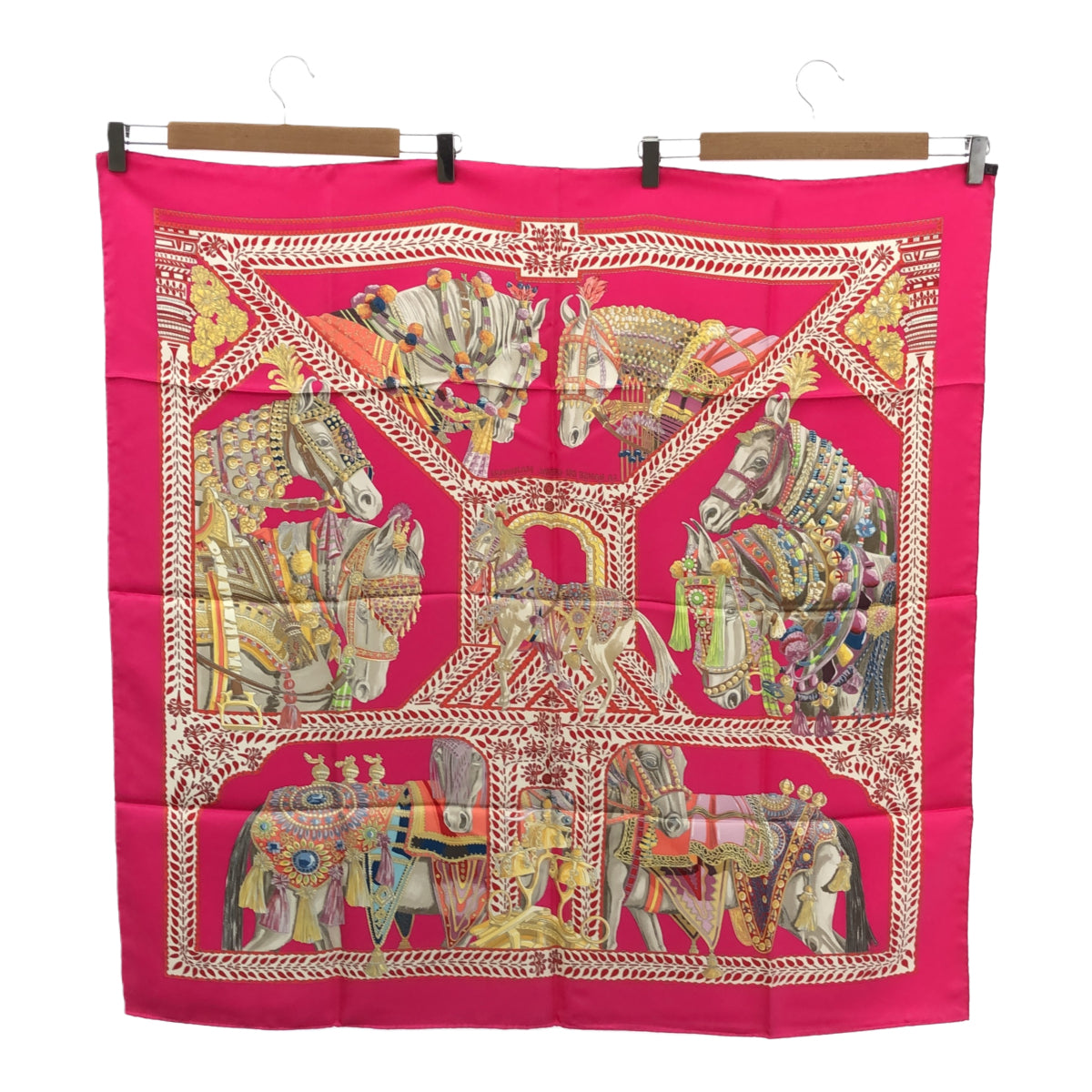 エルメス HERMES スカーフ カレ90 LA DANSE DU CHEVAL MARWARI