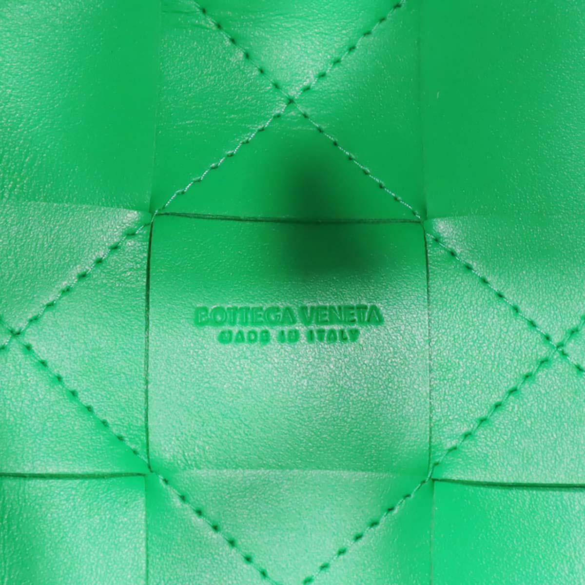 未使用 ボッテガ ヴェネタ BOTTEGA VENETA スモールカセット バケット