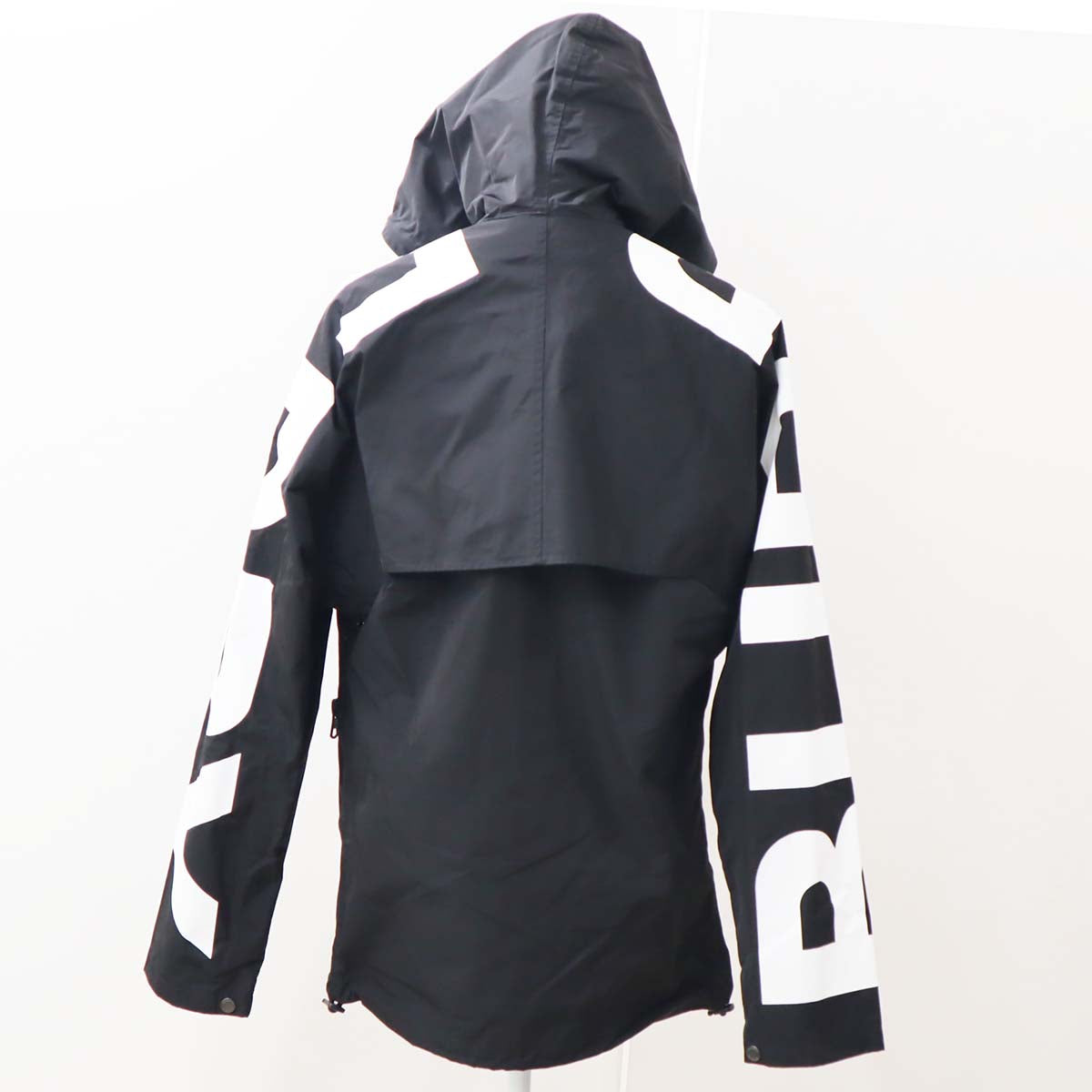 バーバリー BURBERRY ナイロン ジャケット ブルゾン 8029833 XS