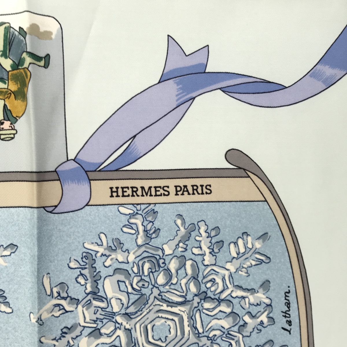 美品 エルメス HERMES スカーフ 水色 カレ90 Neige d'Antan 去年の雪