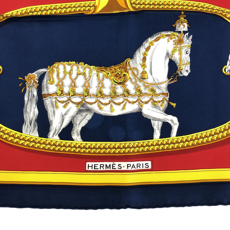エルメス HERMES カレ90 スカーフ GRAND APPARAT 盛装の馬 赤 青 レッド ブルー シルク H1702
