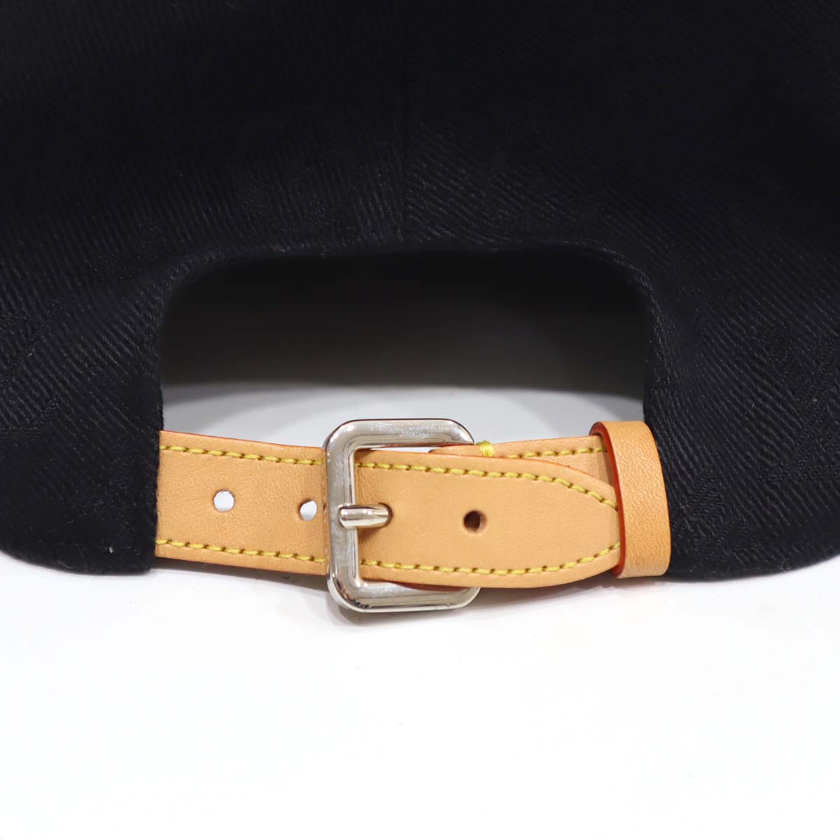 ルイヴィトン キャスケット・モノグラムエッセンシャル LV LOUIS