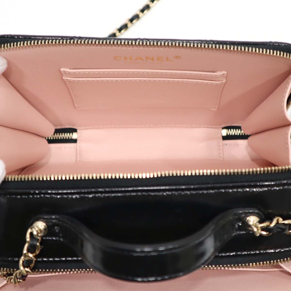 シャネル CHANEL ヴァニティバッグ シャイニー ラムスキン AS3221