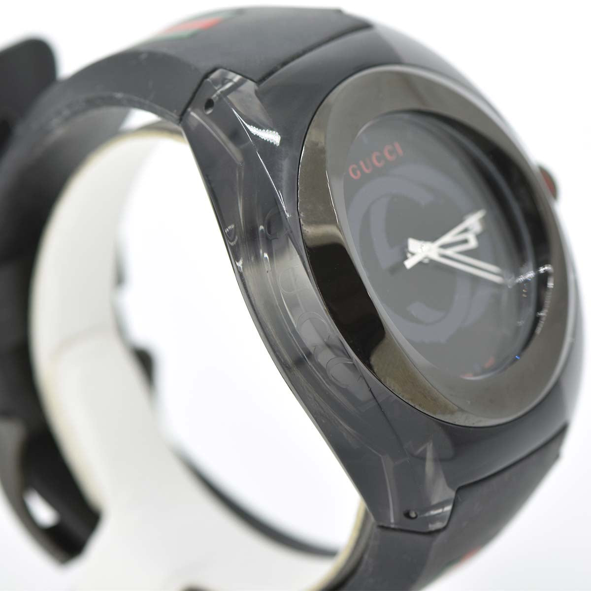 GUCCI SYNC ラバーベルト ブラック　電池切れ交換必要　美品 GUCCI SYNC ラバーベルト ブラック 電池切れ交換必要 美品
