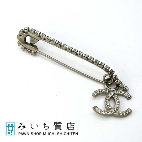 CHANEL ブローチ 1990年代もの！CHANEL(シャネル) ブローチ3種が買取入荷しました