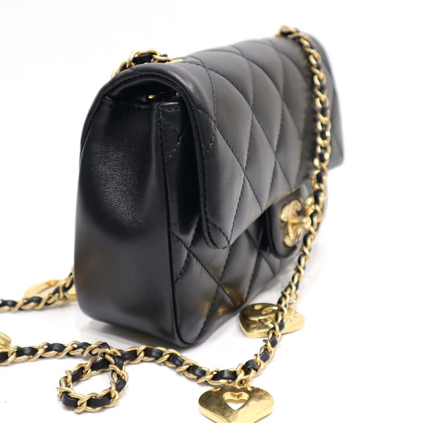 未使用 シャネル CHANEL ハート ミニ フラップバッグ ブラック チェーンショルダー ハート AS3457 ラムスキン 22k385-1