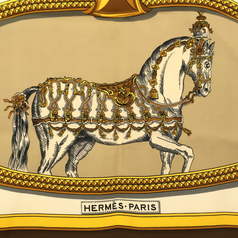 エルメス HERMES カレ90 シルク TRES GRAND APPARAT 盛装の馬 スカーフ ブラウン 茶 H3285