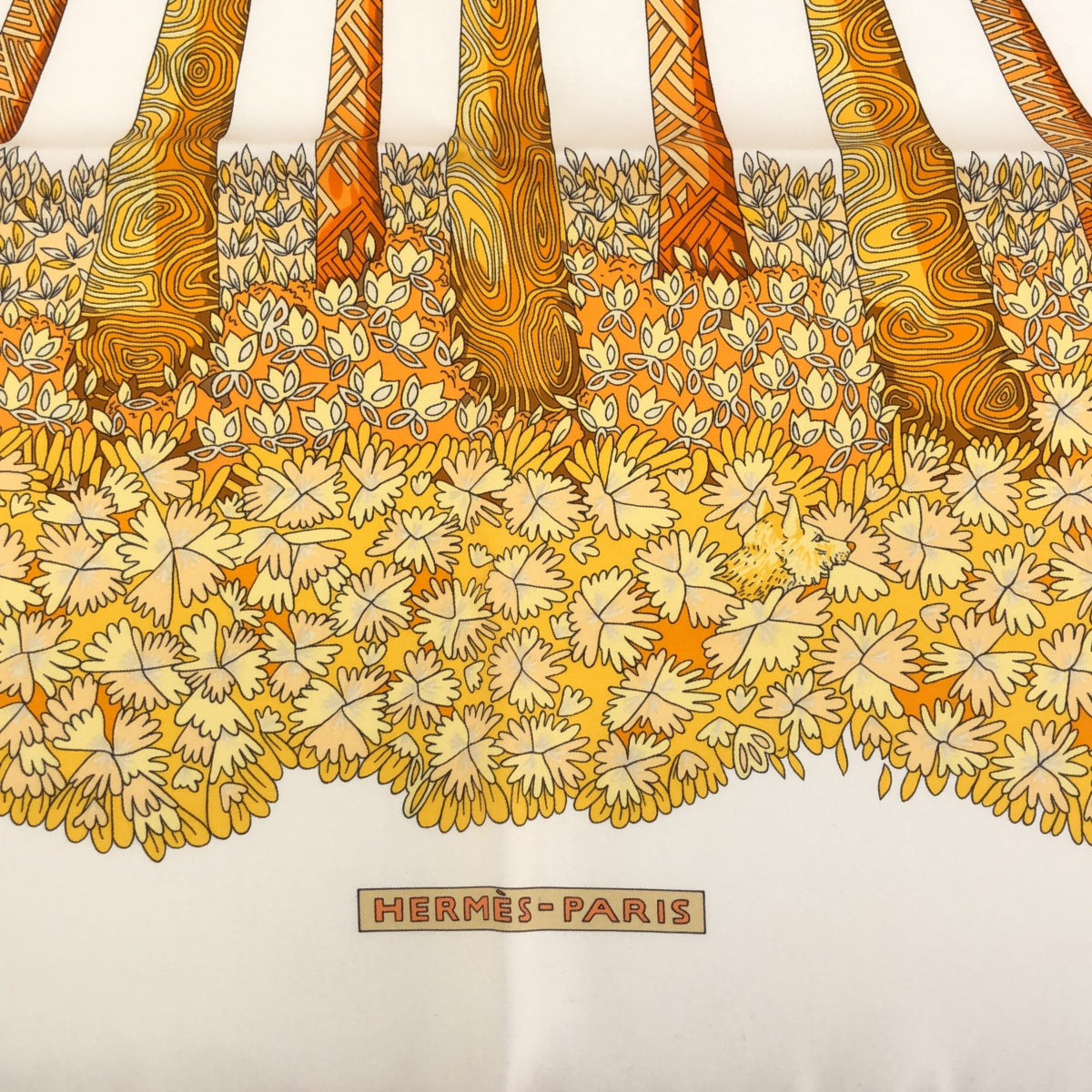 エルメス HERMES スカーフ 大判 カレ90 OMBRES ET LUMIERES 光と